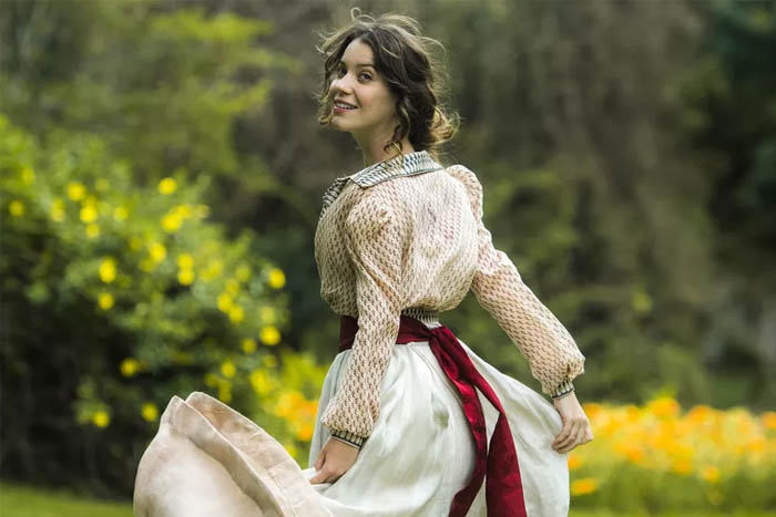Elisabeta (Nathalia Dill) - protagonista de 'Orgulho e Paixão'