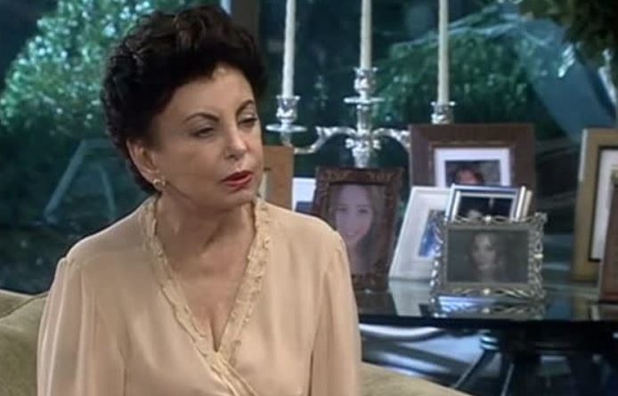 Beatriz Segall como a Bárbara em O Bicho do Mato (Foto: Reprodução/RecordTV)