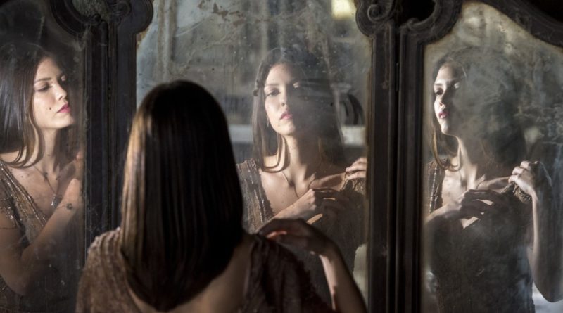 Cris se transformará em Julia Castelo em Espelho da Vida (Foto: Divulgação/Globo)