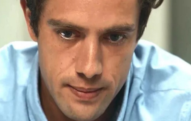 Daniel em cena da novela Espelho da Vida (Foto: Reprodução/Globo)