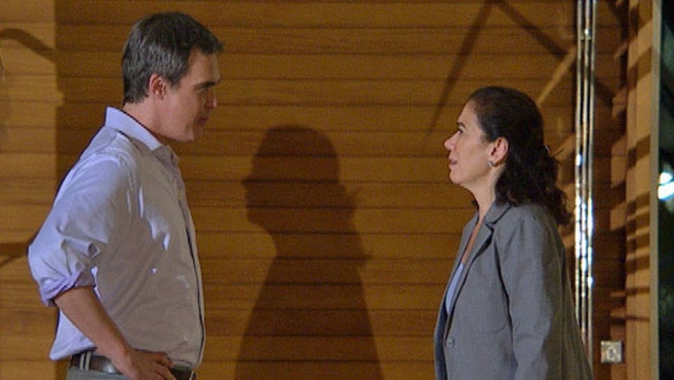 René e Griselda em cena da novela Fina Estampa - Foto: Reprodução