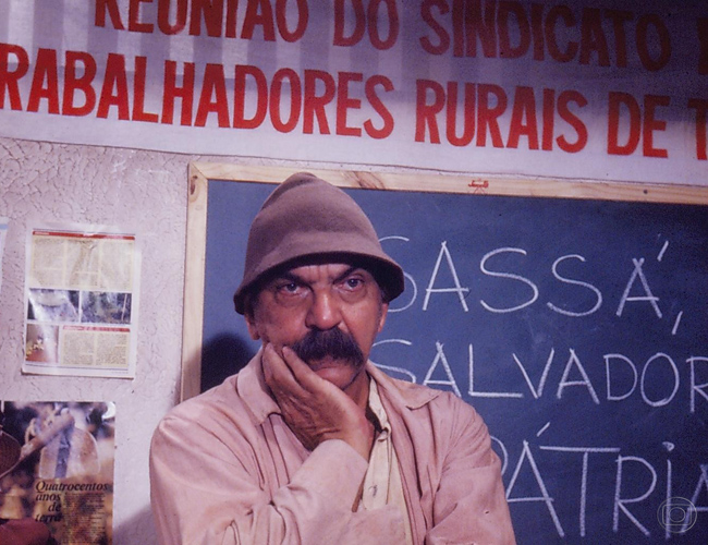Capa do resumo da novela O Salvador da Pátria no Canal Viva