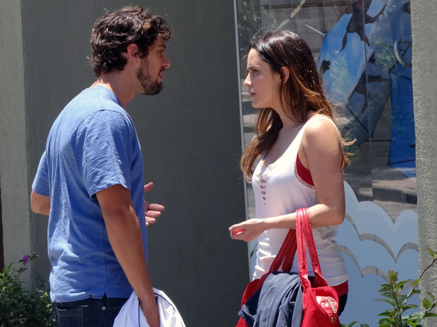 Rodrigo e Ana em cena da novela A Vida da Gente - Foto: Reprodução