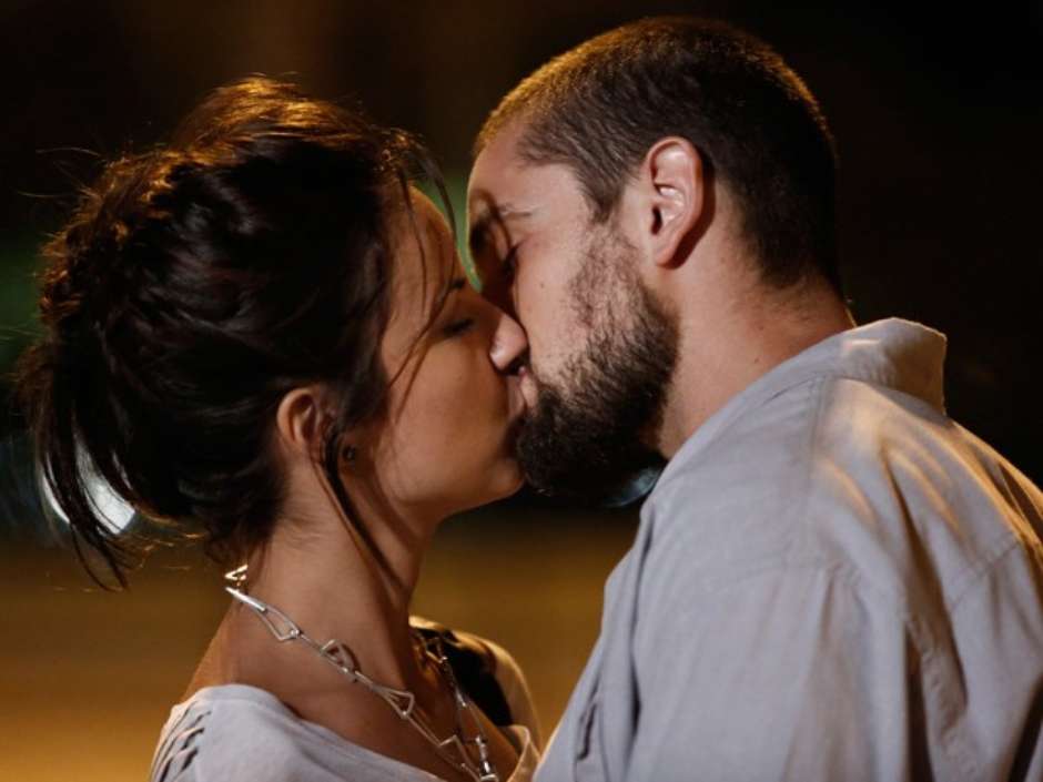 Império tem cena de beijo entre Maria Clara e Vicente - Foto:  Reprodução