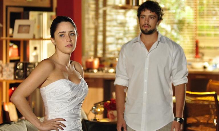 Rodrigo irá procurar Ana na novela A Vida da Gente (Foto: Reprodução)