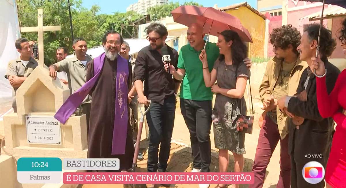 Reportagem do Programa É de Casa, onde Sérgio Guizé aparece sendo entrevistado sobre a morte de Adamastor em Mar do Sertão